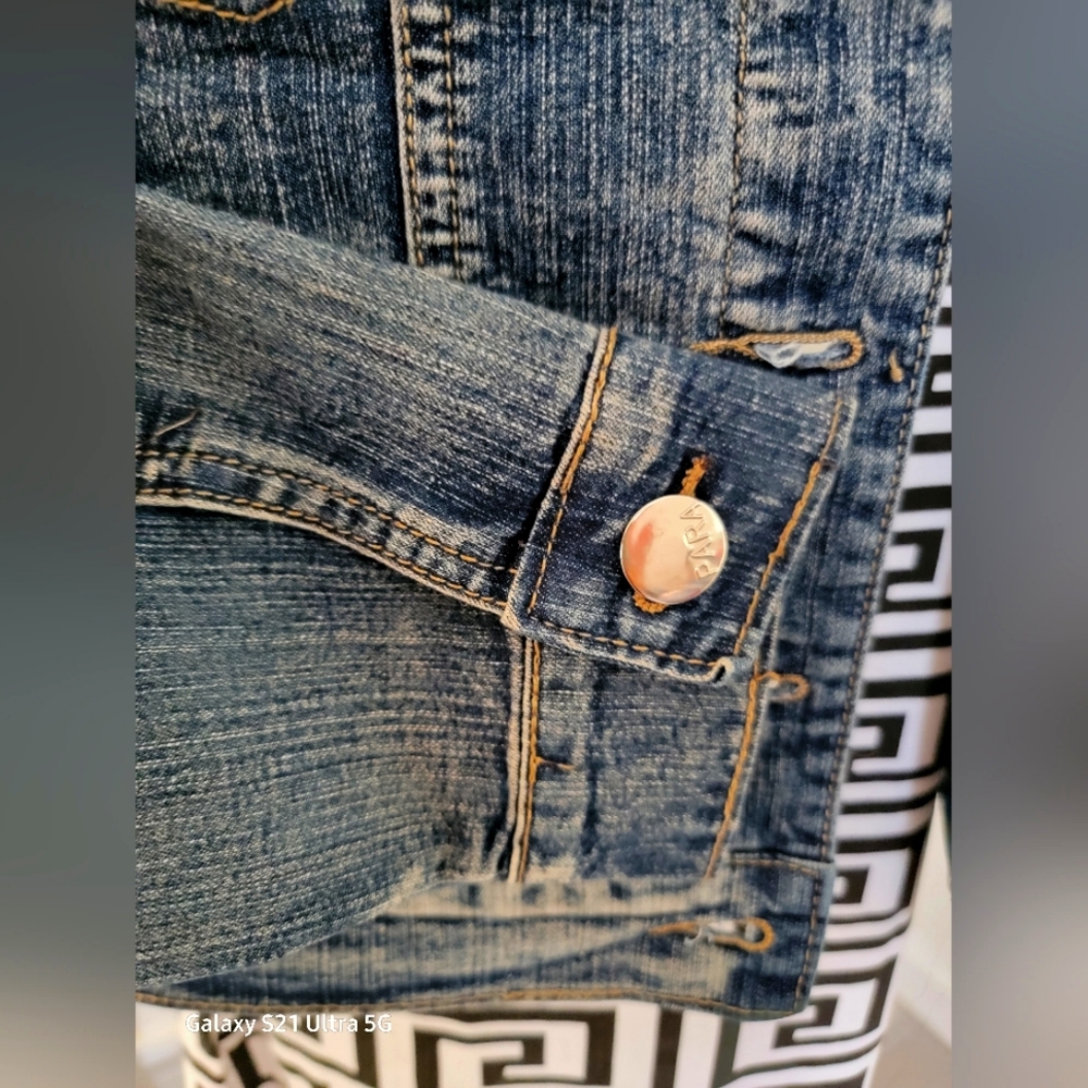 Jean Jacket - Picture 4 of 4